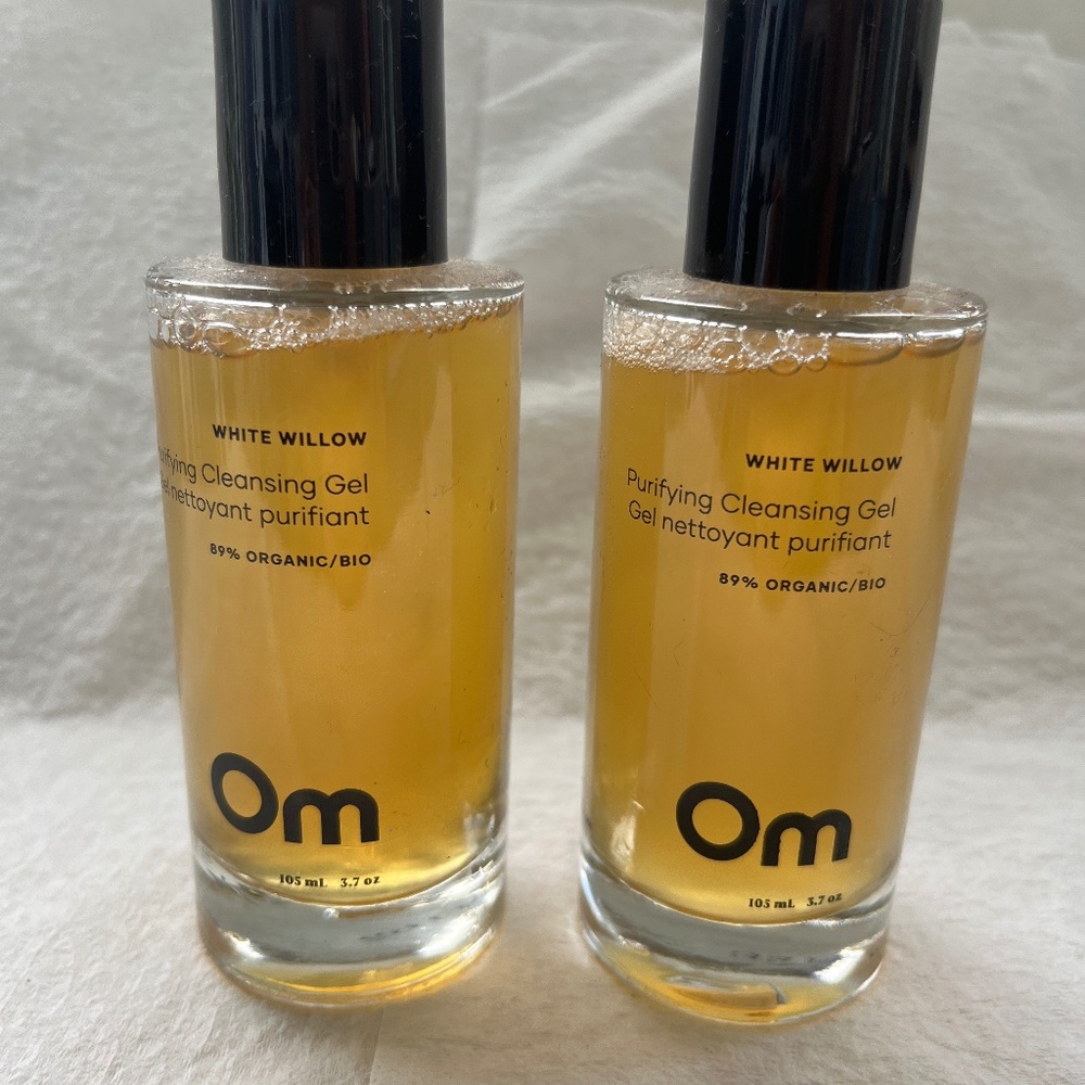 Om organic purifying Cleansing Gel 3.7 oz